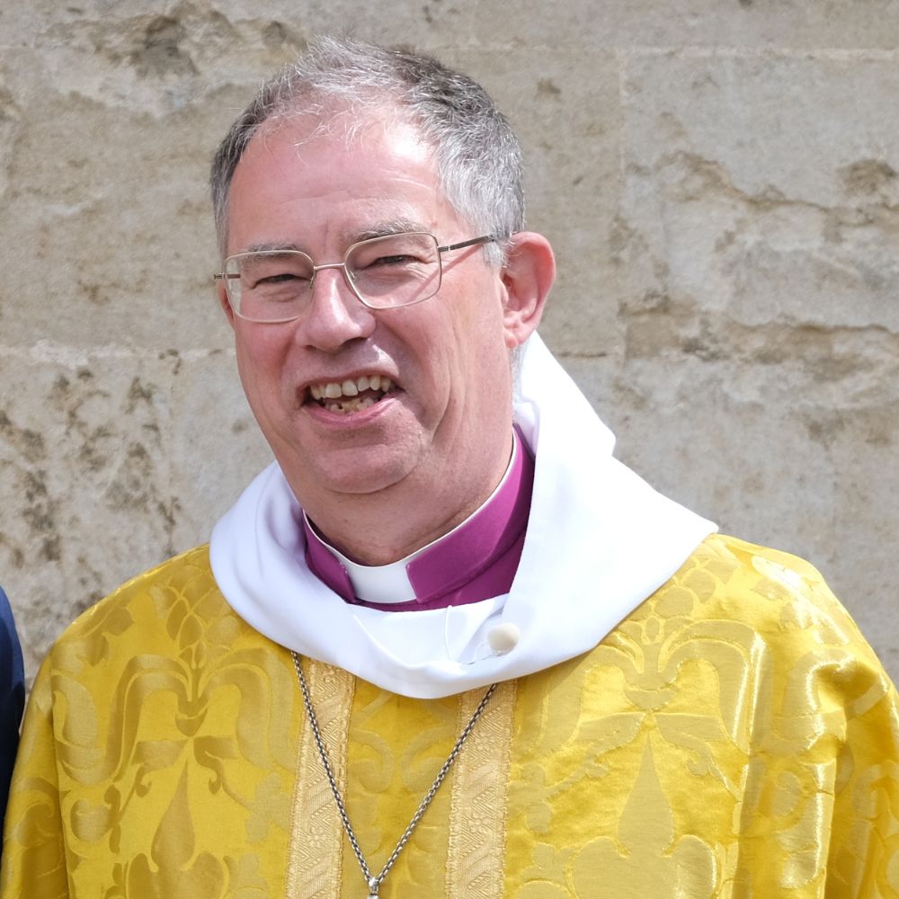 Bishop Steven headshot