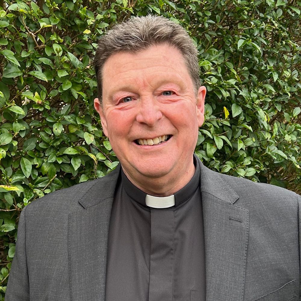 Headshot of the Revd Andrew Blyth