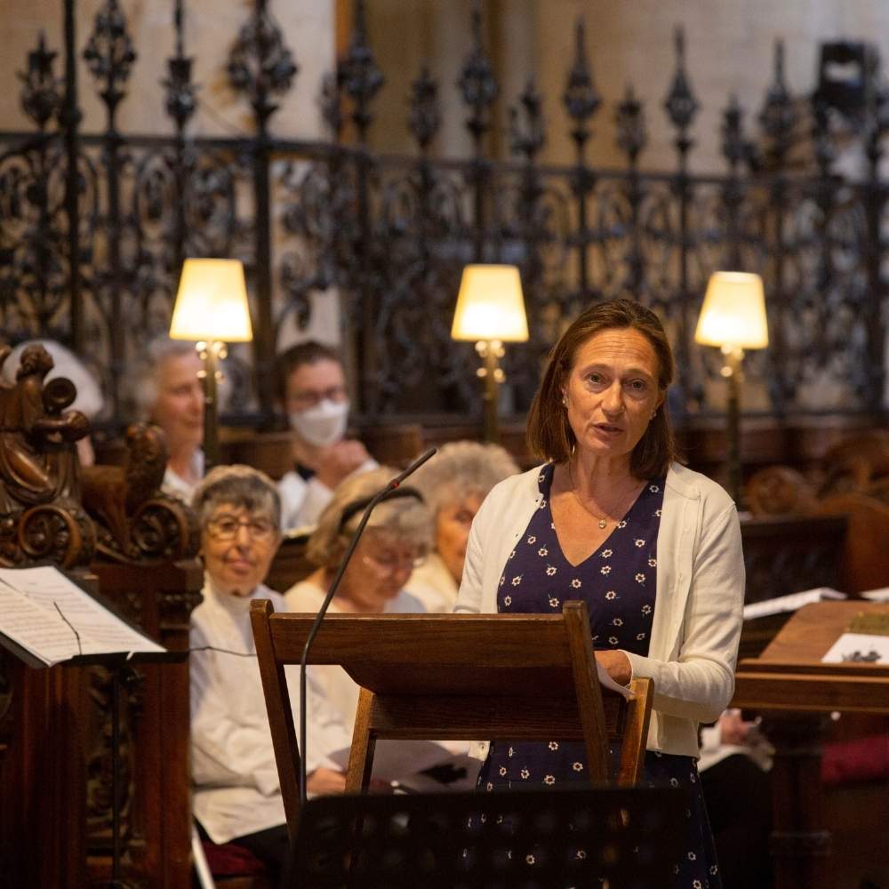 Rebecca Abrams speaking in Christ Church Cathedral 