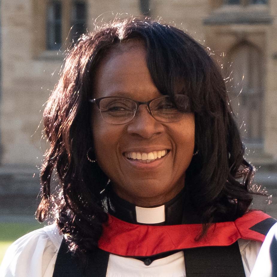 Headshot of the Revd Canon Janet Binns.